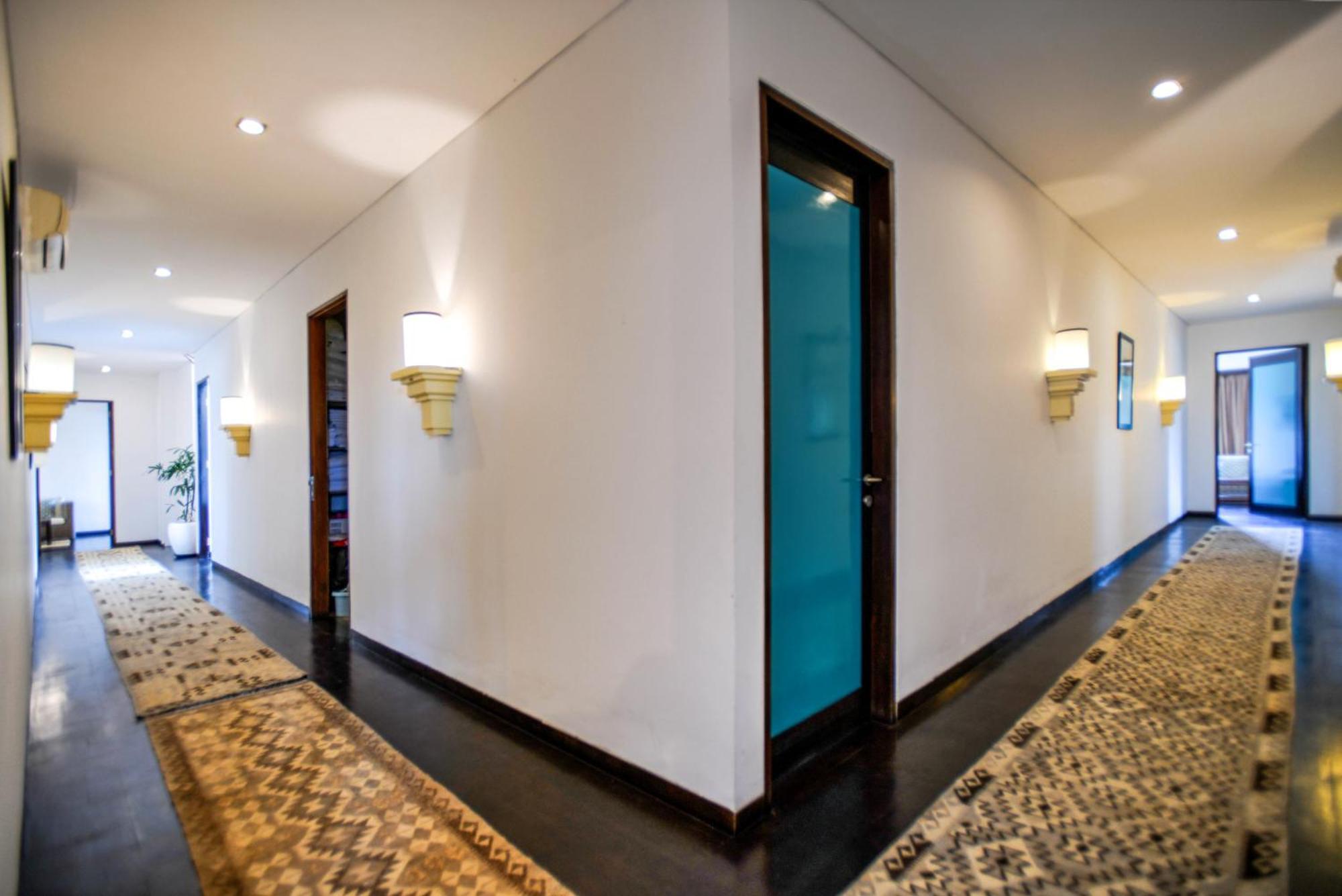 Melo Suites Hotel Семиняк Екстериор снимка